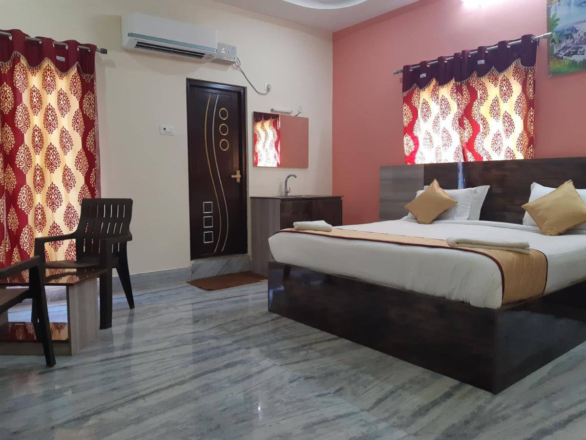 Devansh Bhanu Residency Dbr Srikalahasti Exterior photo