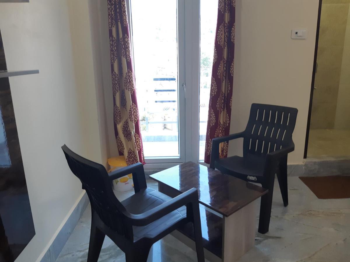 Devansh Bhanu Residency Dbr Srikalahasti Exterior photo